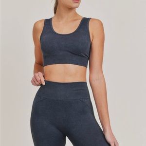 Mono B Spliced Mineral-Washed Seamless Ribbed Sports Bra
